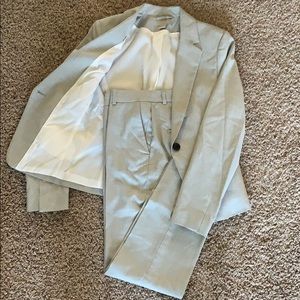 Gray women’s suit